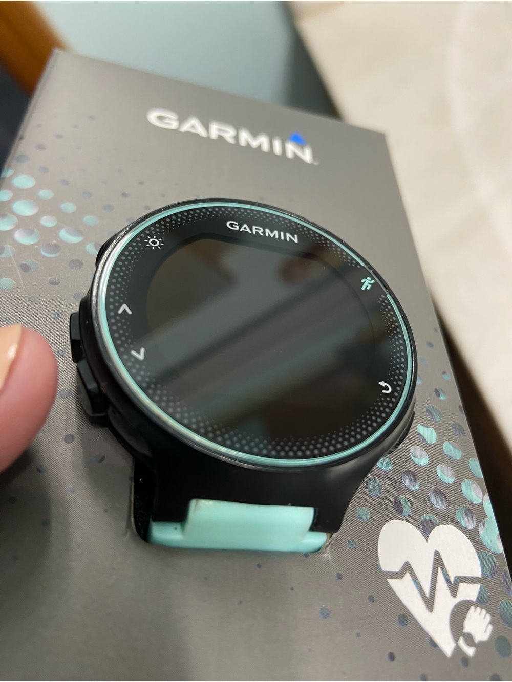 Garmin Forerunner 235 Black with Teal Accents and Band (in original box) - Picture 12 of 12